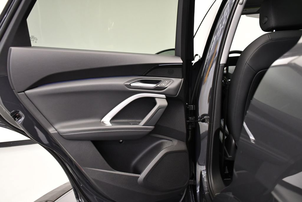 Used 2025 Audi Q5 Premium w/ Convenience Package image 38