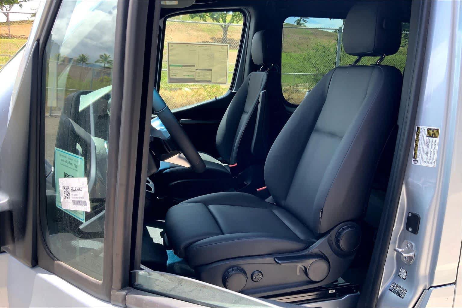 New 2026 Mercedes-Benz Sprinter 2500 image 19