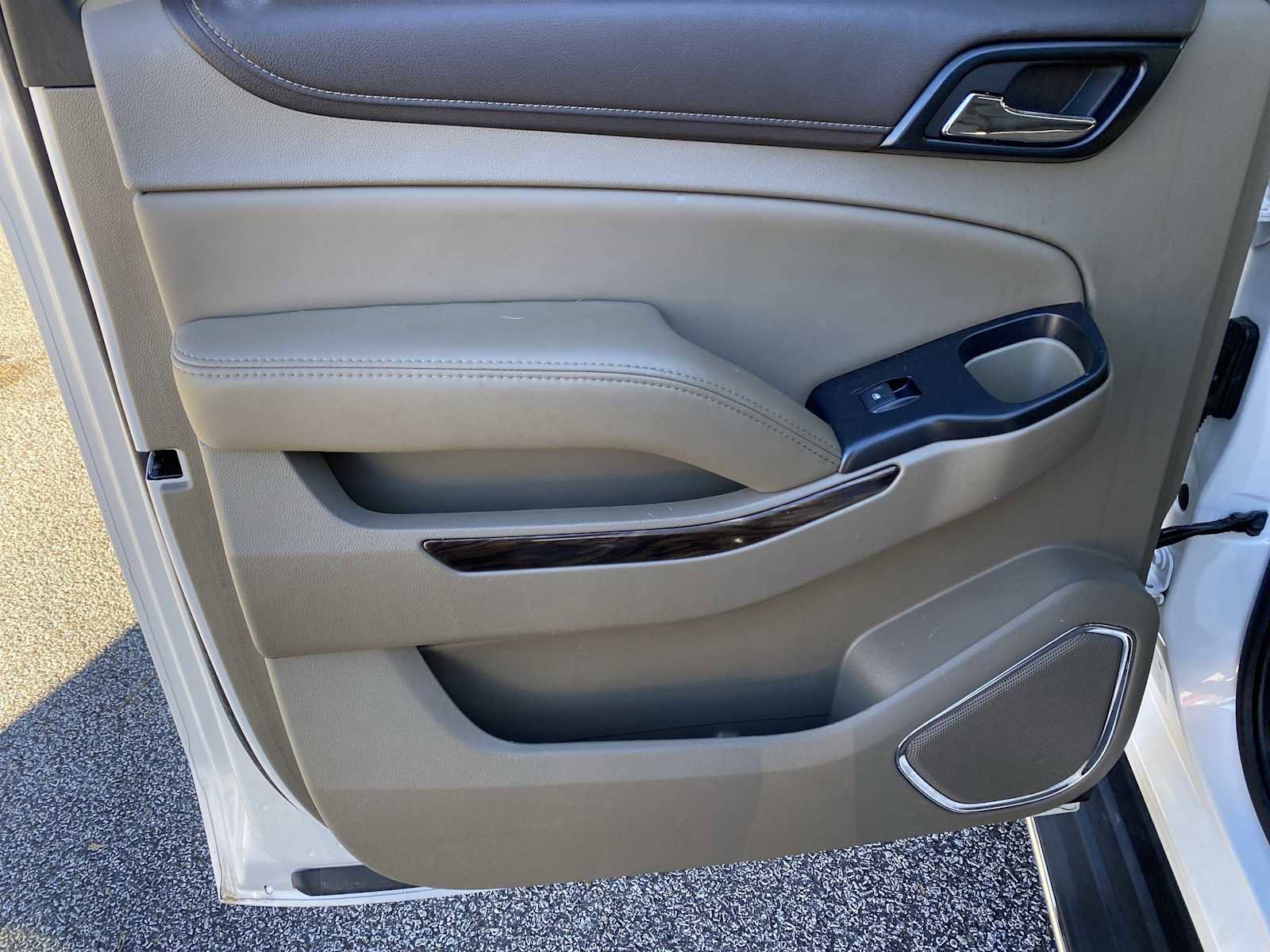 Used 2018 GMC Yukon XL SLT w/ Open Road Package image 32