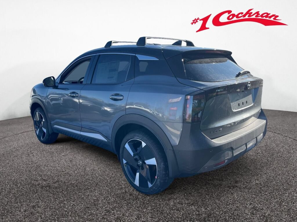 Used 2026 Nissan Kicks SR w/ SR Premium Package AWD/4WD image 4