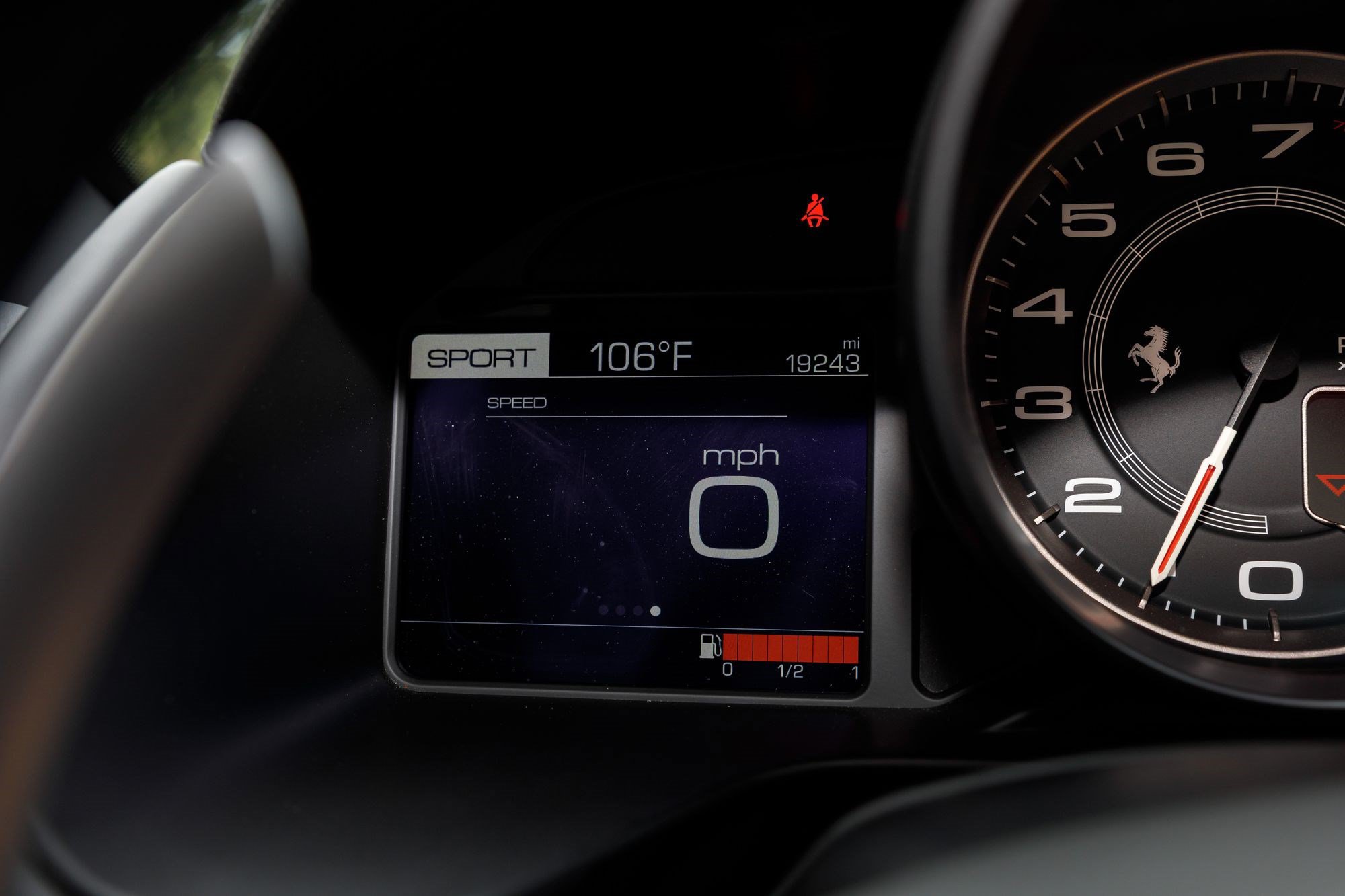 Used 2019 Ferrari Portofino RWD image 33