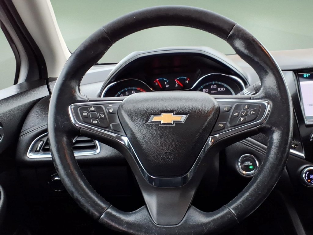 Used 2016 Chevrolet Cruze Premier FWD image 22
