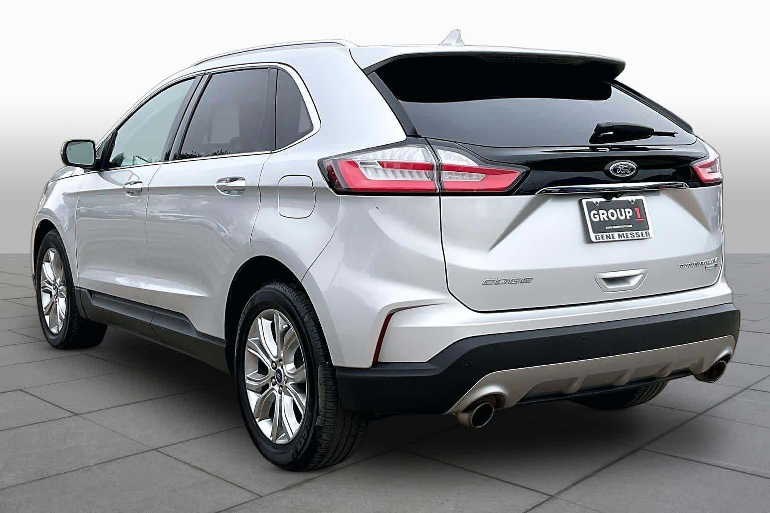 Used 2019 Ford Edge Titanium AWD/4WD image 12