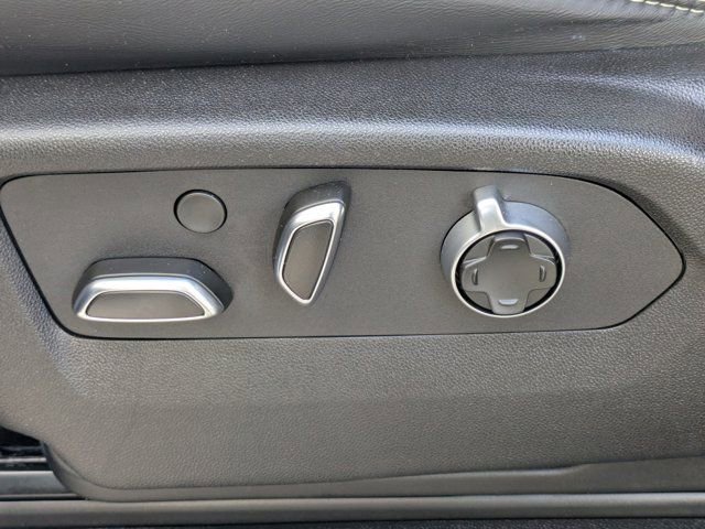 Used 2024 GMC Yukon XL Denali Ultimate image 16