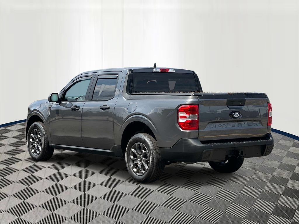 Used 2025 Ford Maverick XLT w/ Equipment Group 302A AWD/4WD image 3