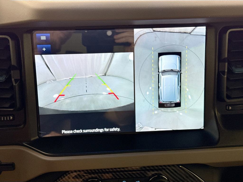 Used 2022 Ford Bronco Wildtrak image 15