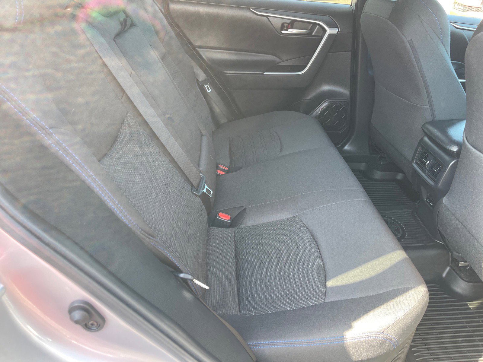 Used 2024 Toyota RAV4 SE AWD/4WD image 18