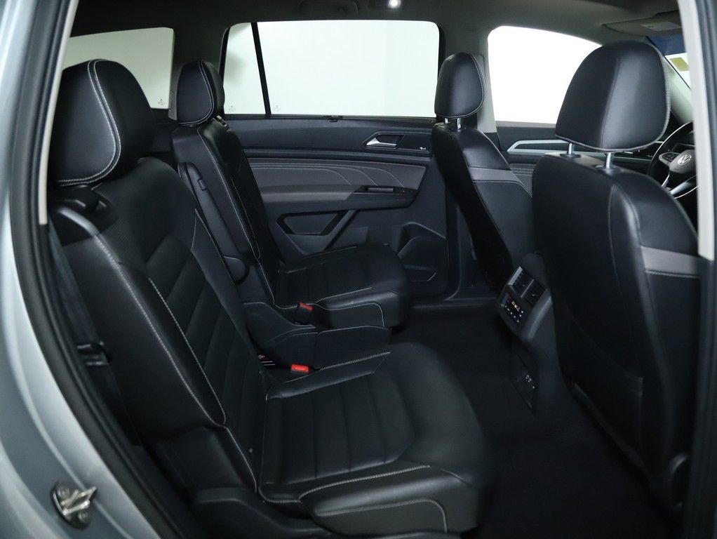 Used 2021 Volkswagen Atlas SEL Premium image 41