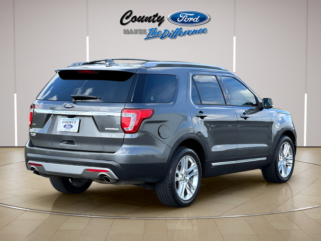 Used 2016 Ford Explorer XLT w/ Equipment Group 201A FWD image 16