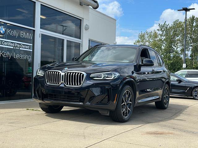 Used 2023 BMW X3 xDrive30i w/ M Sport Package AWD/4WD image 3
