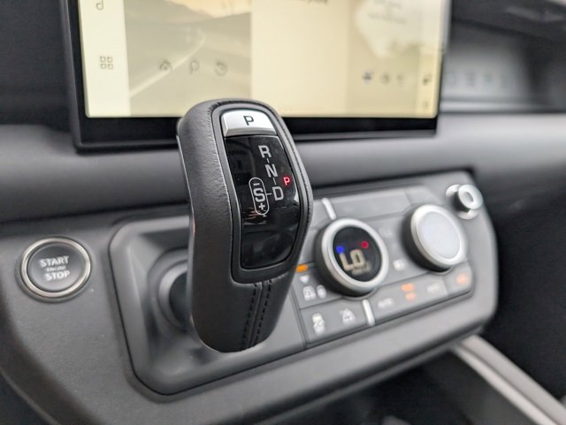 New 2025 Land Rover Defender 110 S image 17