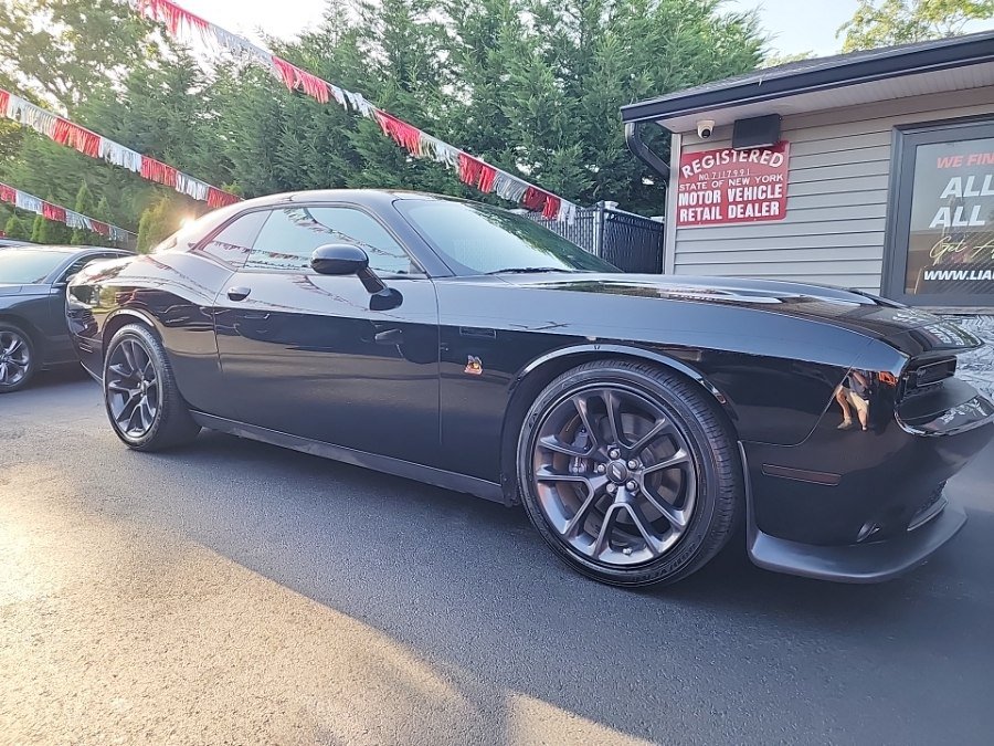 Used 2021 Dodge Challenger R/T Scat Pack RWD image 12