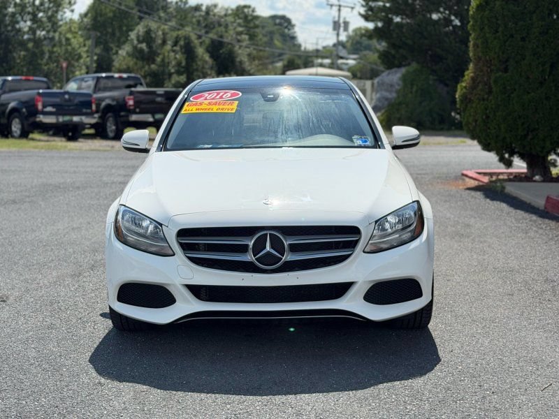 Used 2016 Mercedes-Benz C 300 4MATIC Sedan image 3