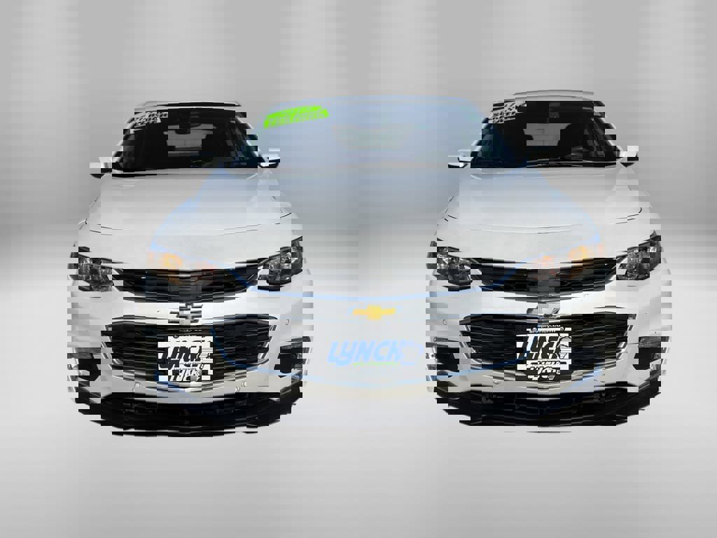 Used 2018 Chevrolet Malibu Premier w/ Premier Sun and Wheel Package image 9