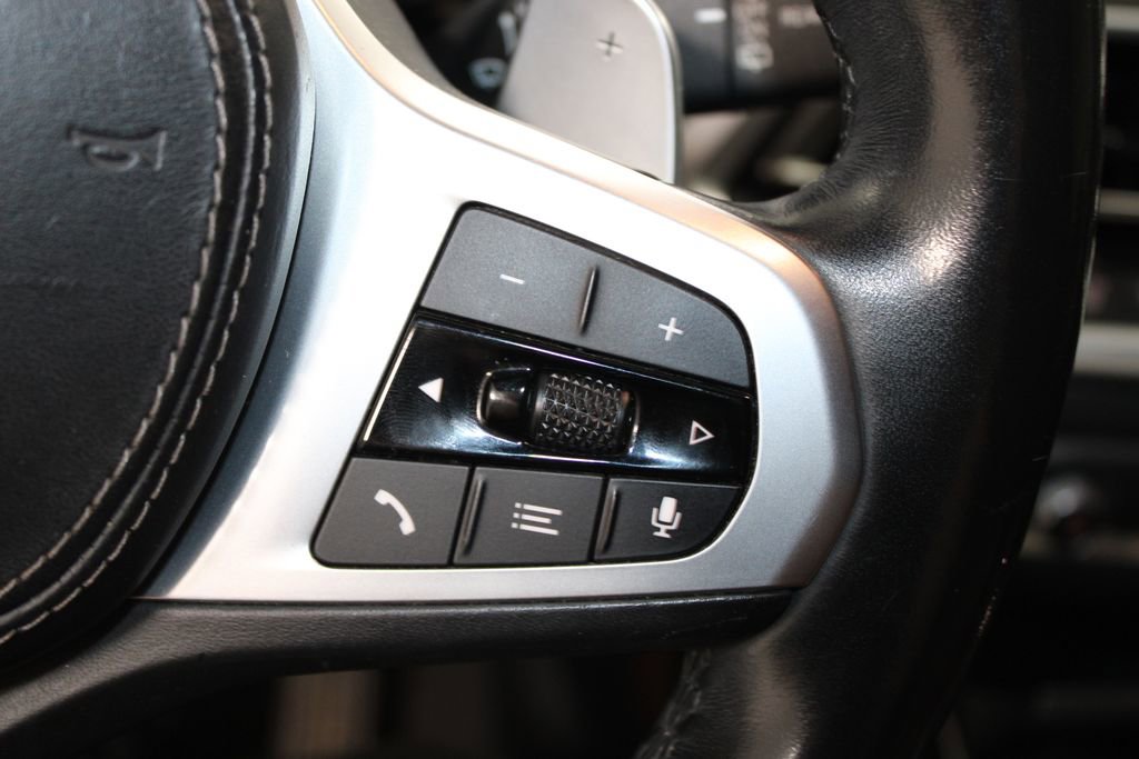 Used 2021 BMW X7 M50i w/ Executive Package AWD/4WD image 23