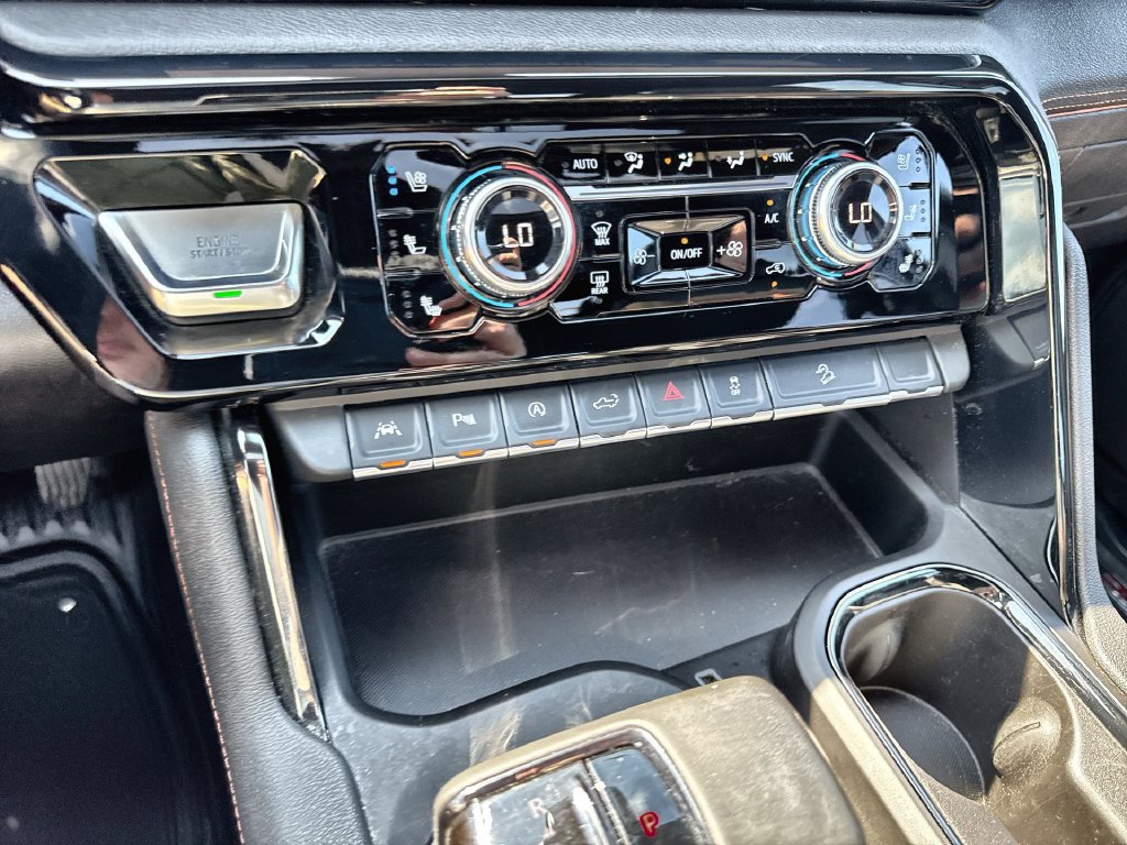 Certified 2024 GMC Sierra 1500 AT4 w/ Technology Package AWD/4WD image 27