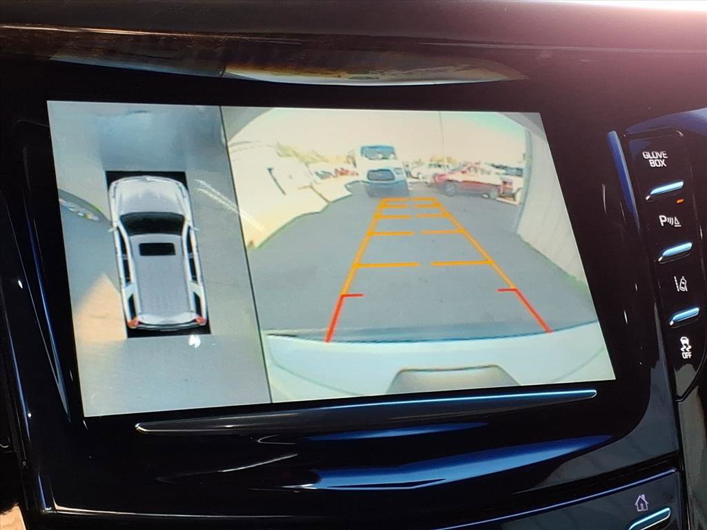 Used 2015 Cadillac Escalade Platinum image 11