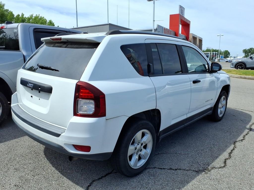 Used 2016 Jeep Compass Sport FWD image 5
