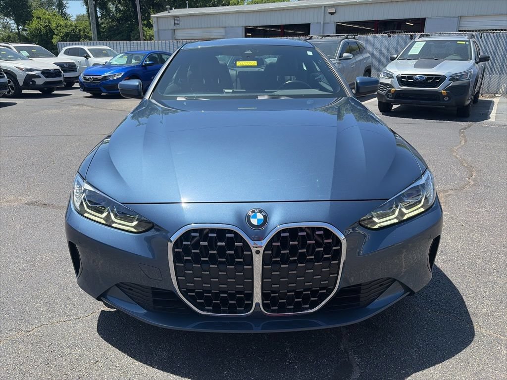 Used 2024 BMW 430i Coupe w/ Convenience Package RWD image 2