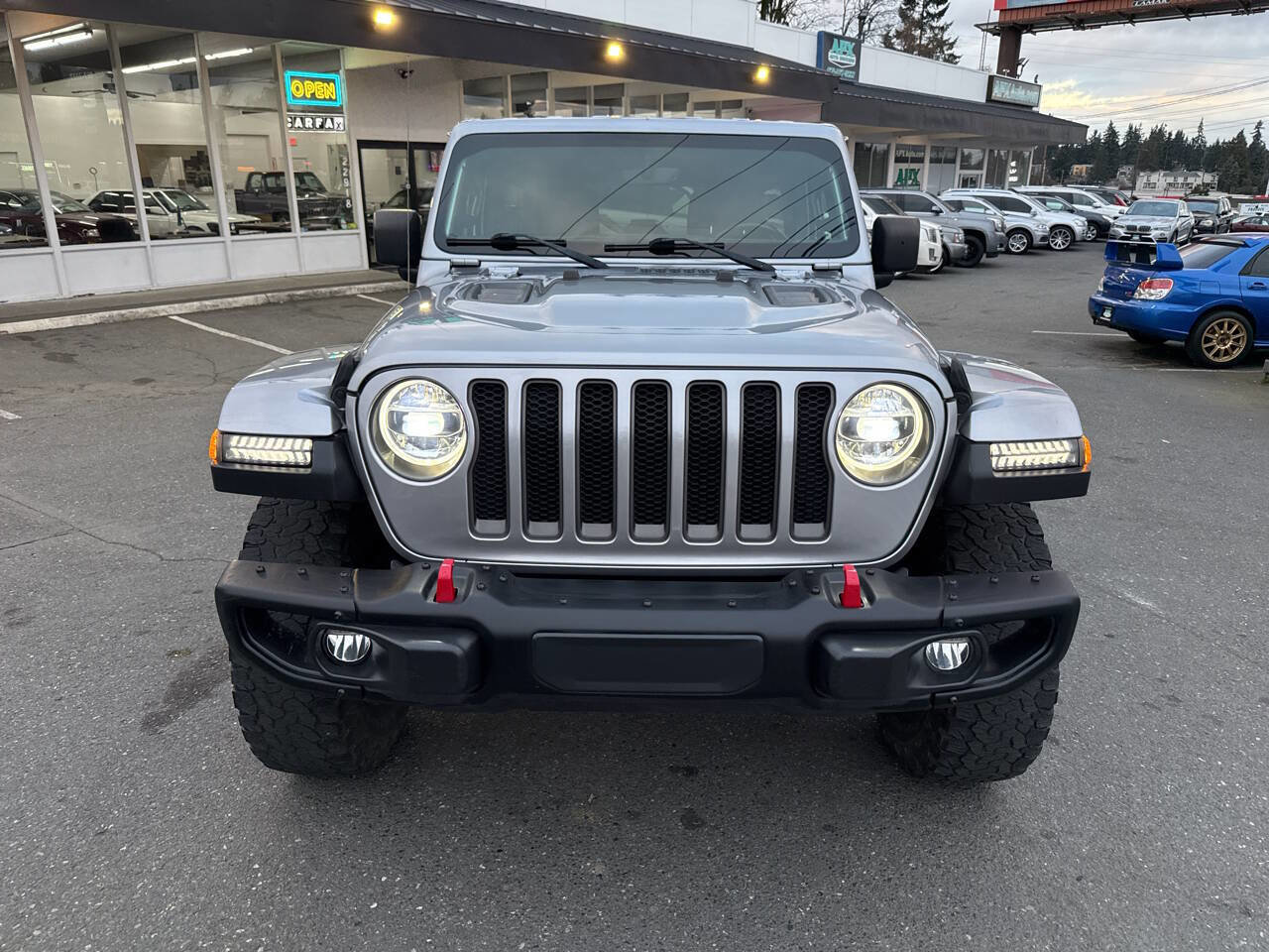Used 2018 Jeep Wrangler Unlimited Rubicon w/ Uconnect 4C Nav & Sound Group image 10