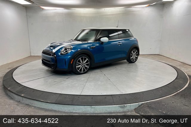 Used 2024 MINI Cooper S image 1