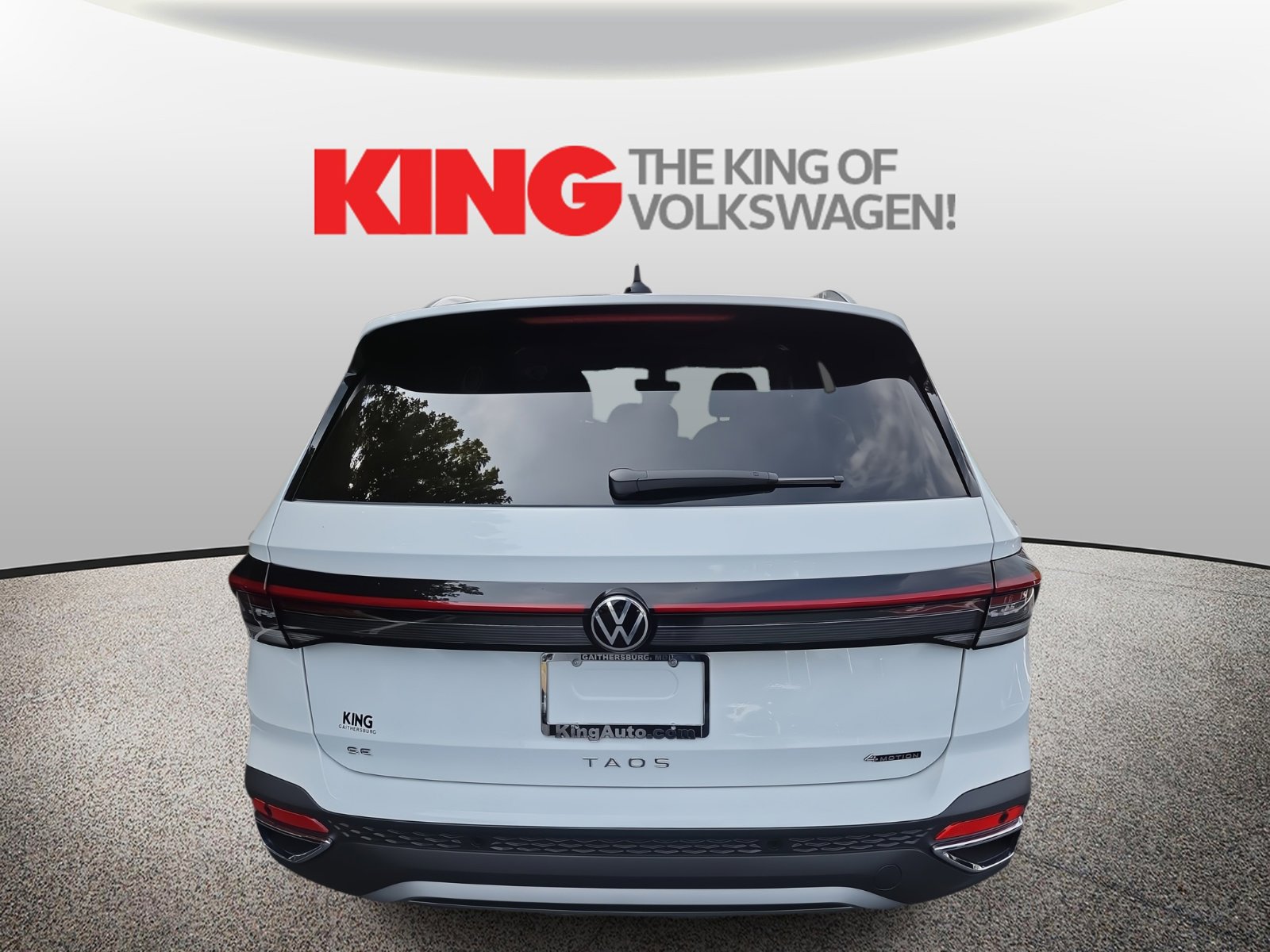 New 2025 Volkswagen Taos SE image 6