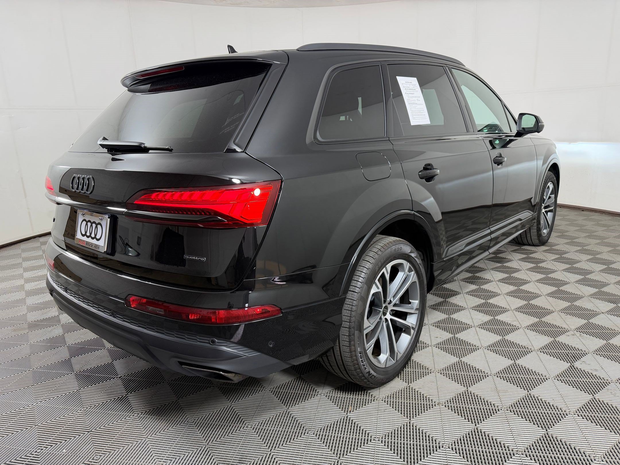 Certified 2026 Audi Q7 2.0T Premium w/ Convenience Plus Package AWD/4WD image 9