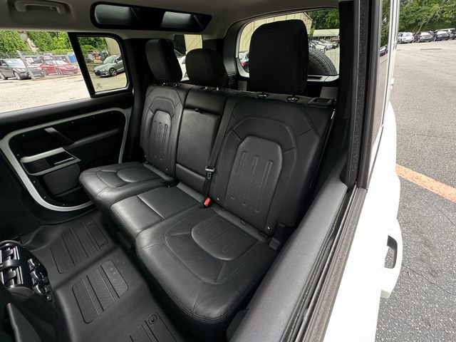 Used 2022 Land Rover Defender 110 S image 35