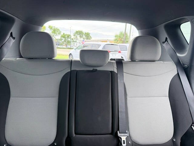 Used 2014 Kia Soul FWD image 12