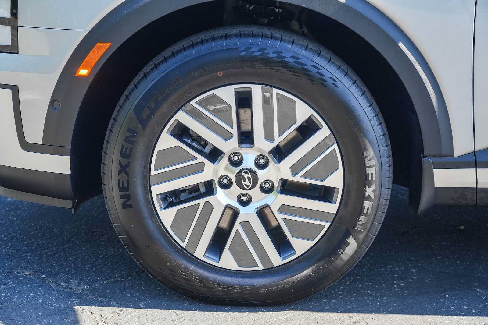 New 2027 Hyundai Palisade SEL Premium FWD image 11