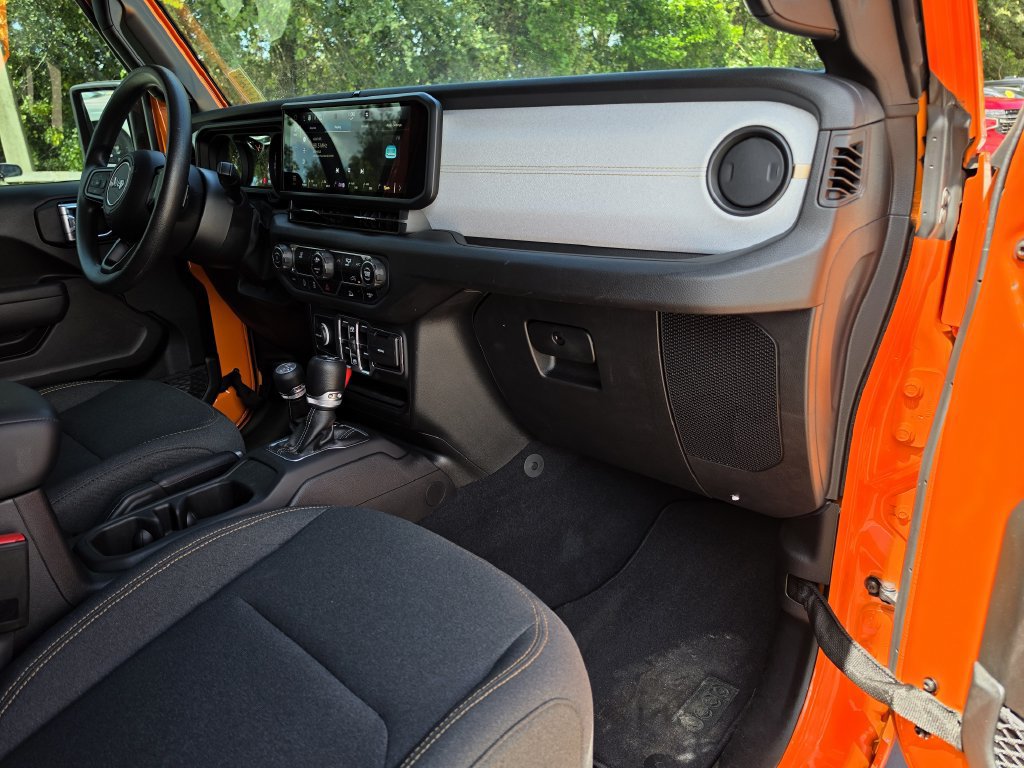 Certified 2025 Jeep Wrangler Unlimited Sport AWD/4WD image 10