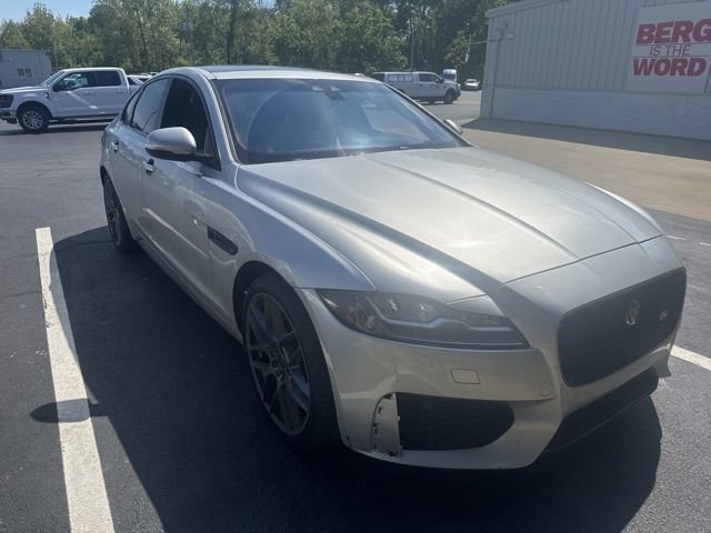 Used 2016 Jaguar XF S AWD/4WD image 2