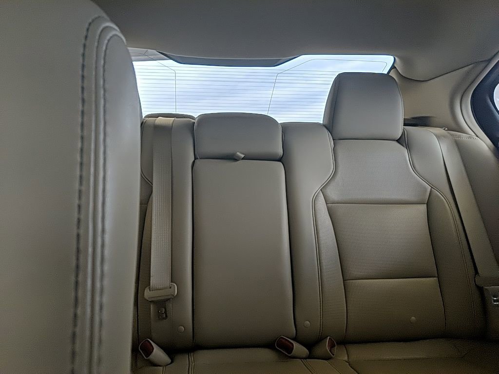 Used 2017 Ford Taurus Limited image 27