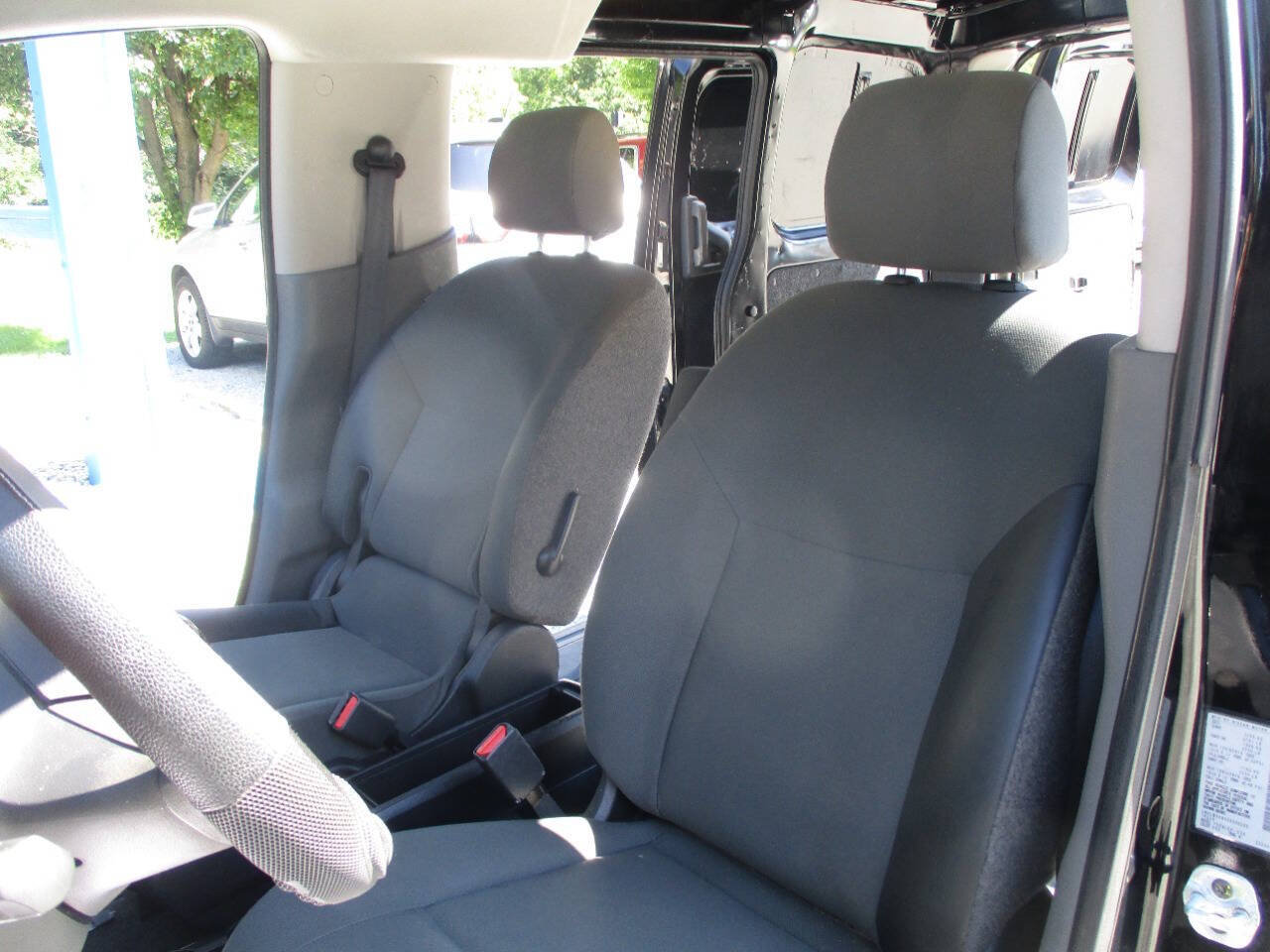 Used 2014 Nissan NV200 SV w/ Technology Package FWD image 17
