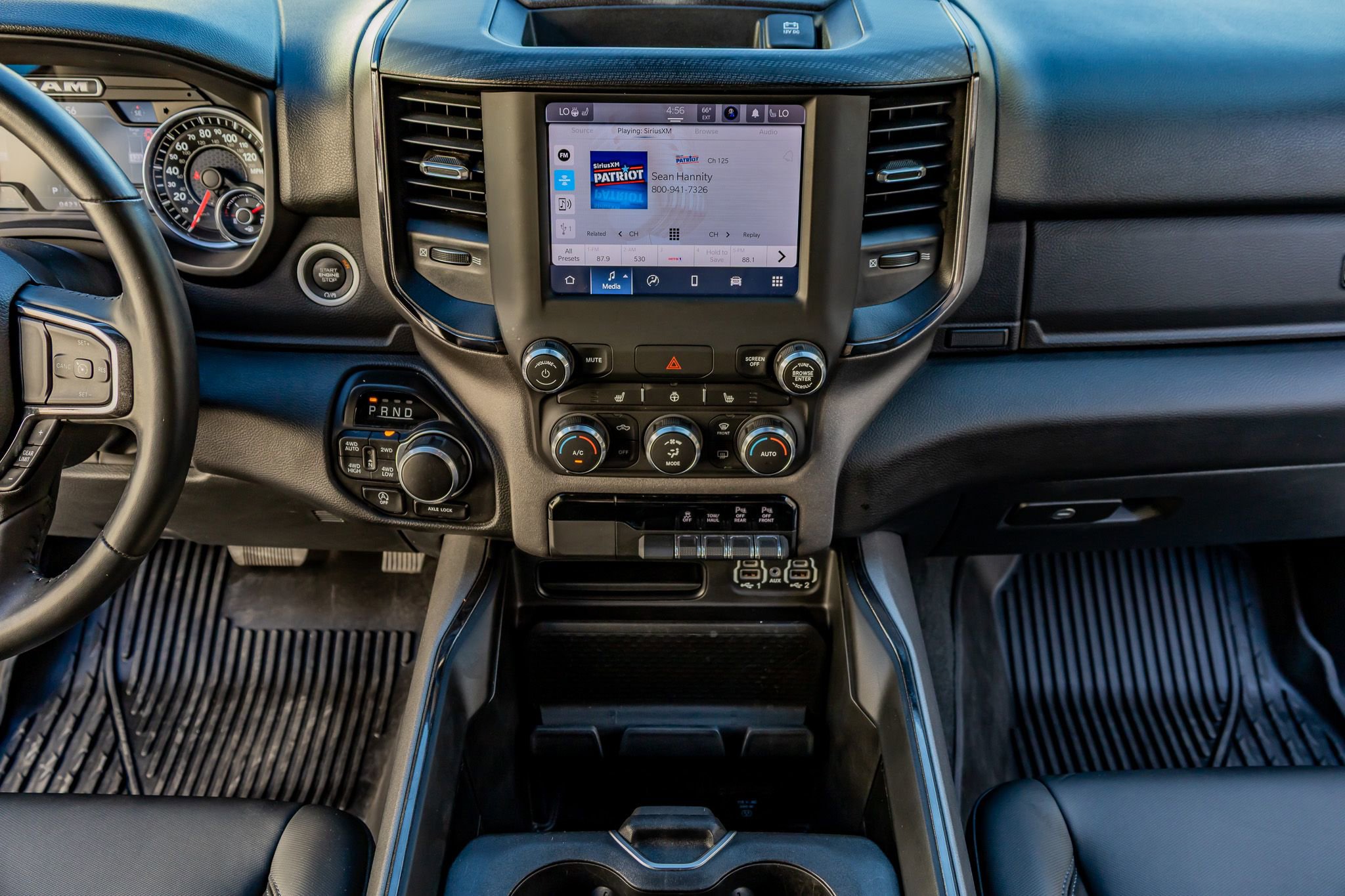 Used 2023 RAM 1500 Big Horn image 25