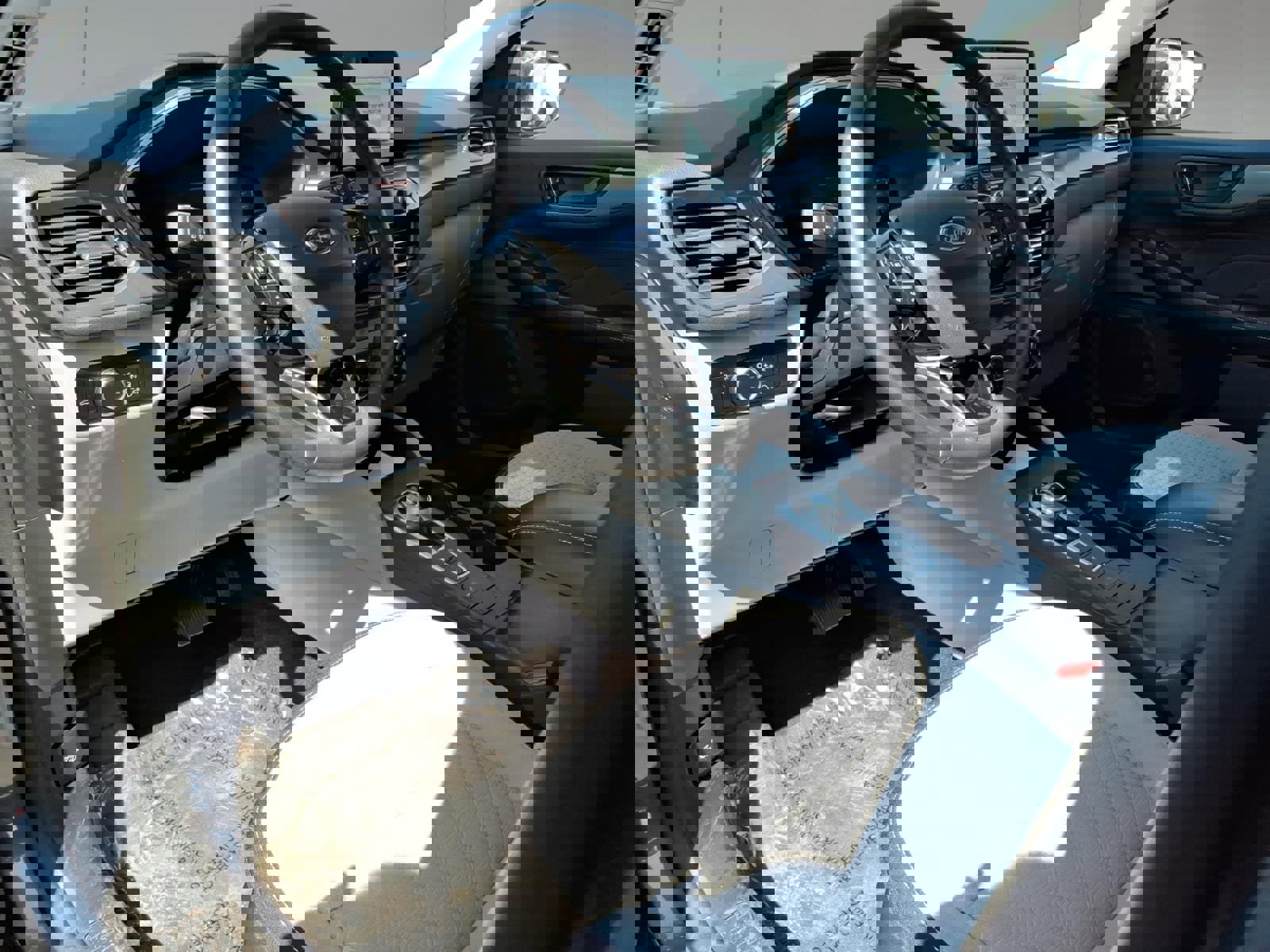 Used 2023 Ford Escape Active image 10