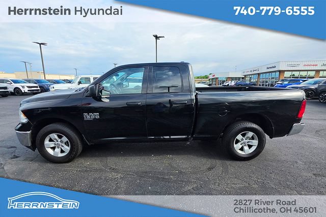 Used 2024 RAM 1500 Classic SLT AWD/4WD image 4