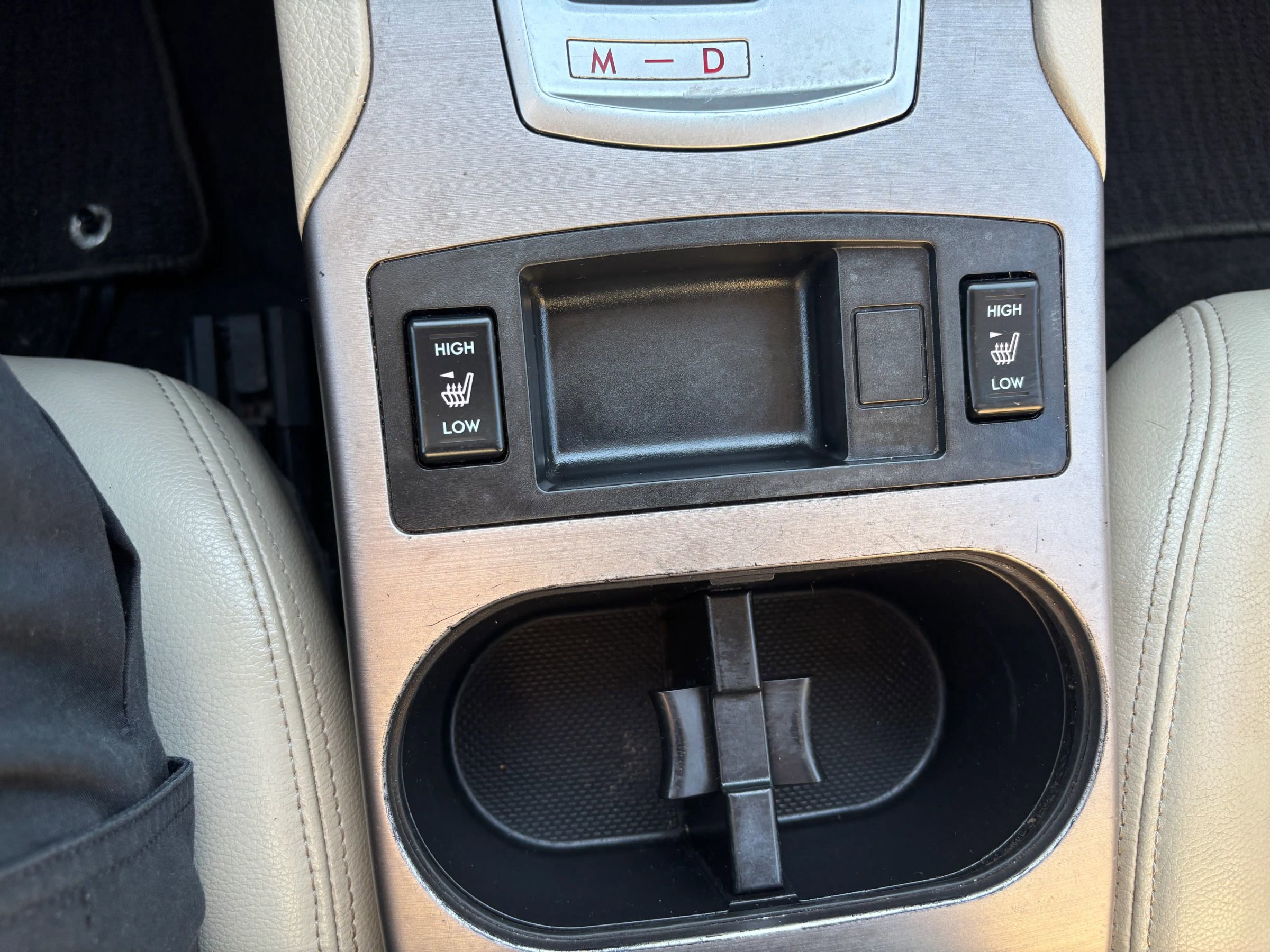 Used 2014 Subaru Outback 2.5i Limited w/ Moonroof Package AWD/4WD image 27