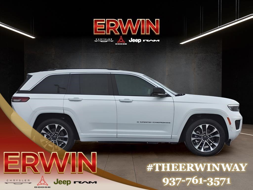 New 2023 Jeep Grand Cherokee Overland AWD/4WD image 2
