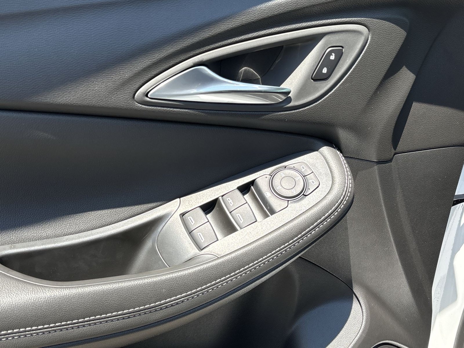 New 2026 Buick Encore GX Preferred FWD image 15
