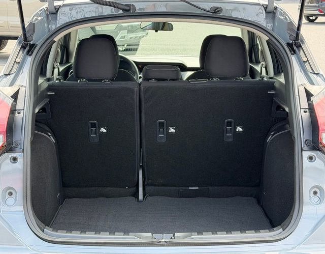 Used 2024 Nissan Kicks SV FWD image 21