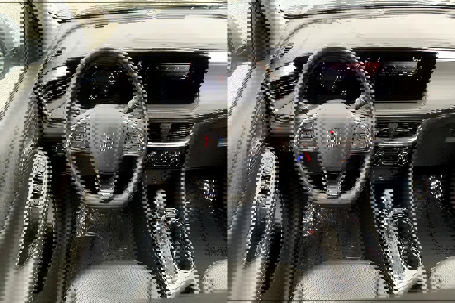 Used 2024 Buick Encore GX Sport Touring image 5