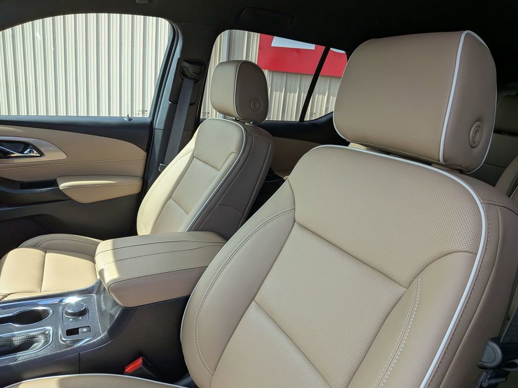 Certified 2023 Chevrolet Traverse Premier image 12