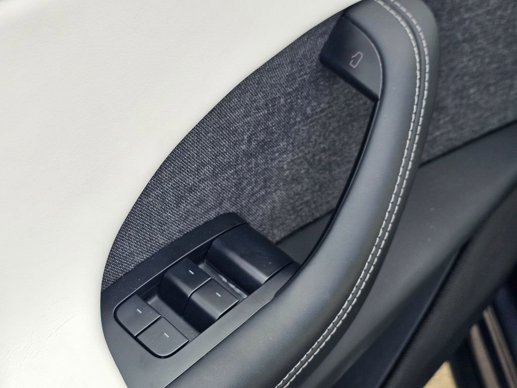 Used 2022 Tesla Model X Plaid AWD/4WD image 32