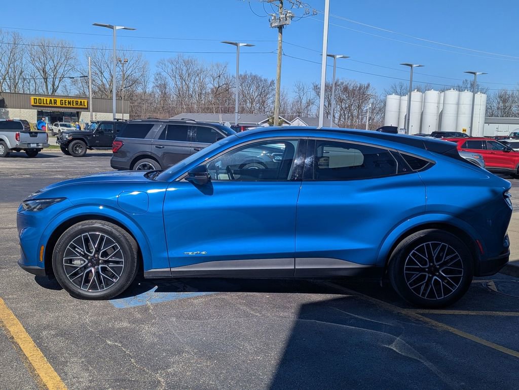 Used 2025 Ford Mustang Mach-E Premium image 6