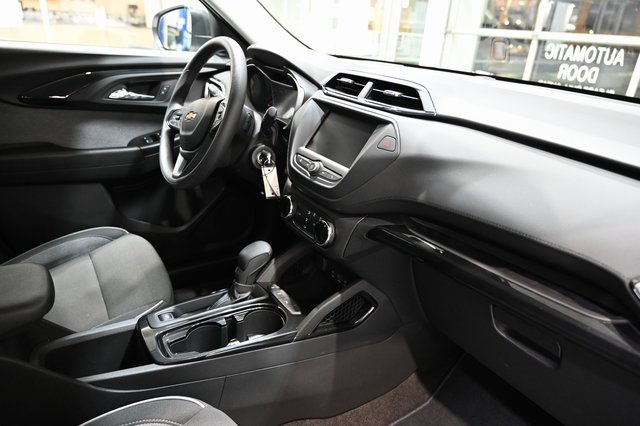 Used 2023 Chevrolet TrailBlazer LS image 13