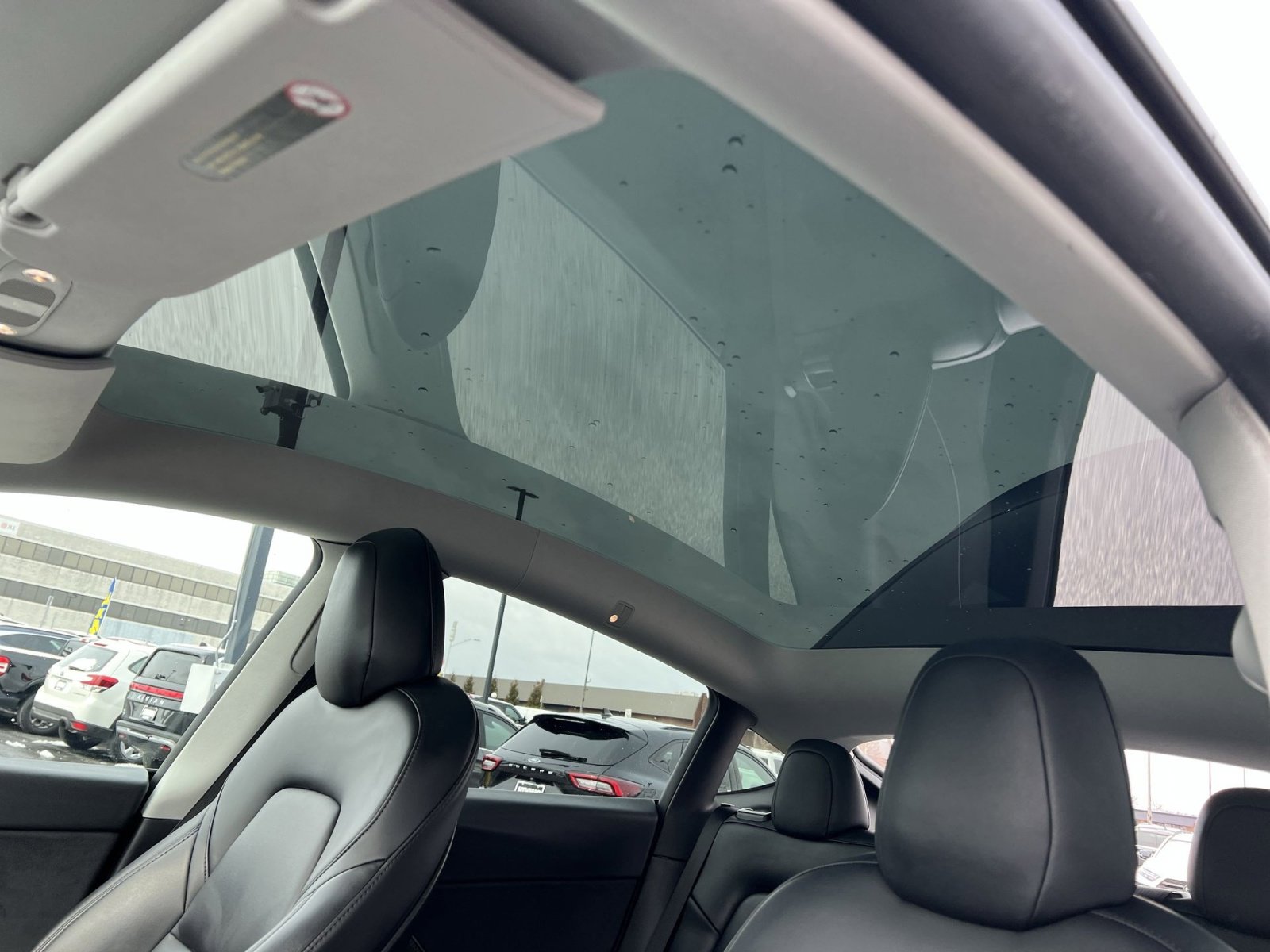 Used 2022 Tesla Model Y Long Range image 24