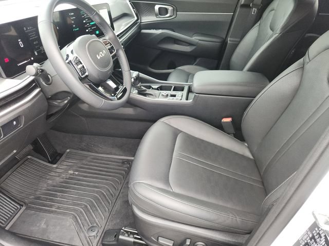 Used 2025 Kia Sorento S FWD image 9