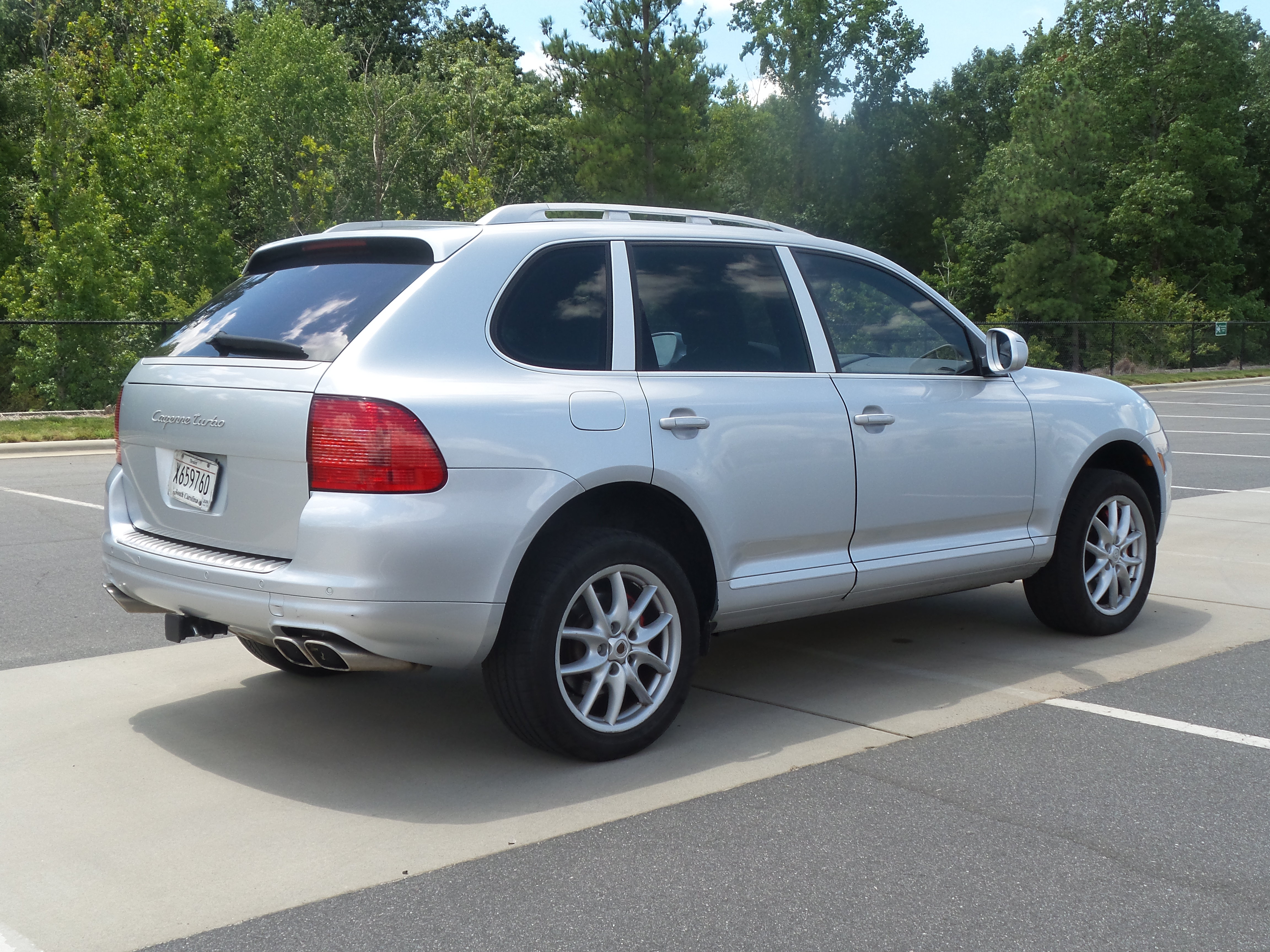 Used 2004 Porsche Cayenne Turbo AWD/4WD image 54