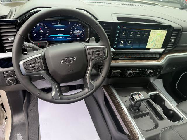 New 2026 Chevrolet Silverado 1500 RST w/ Dark Appearance Package AWD/4WD image 14